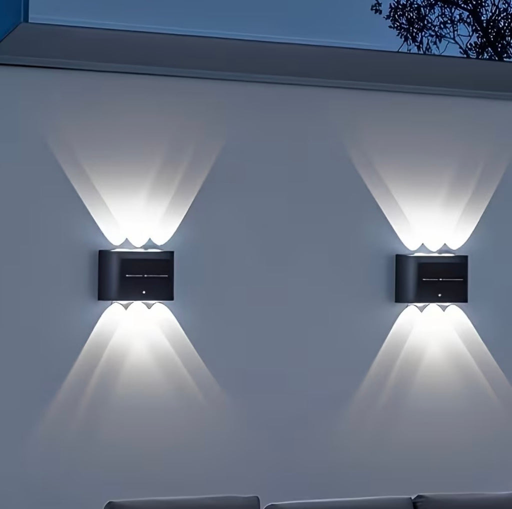 Outdoor lantern